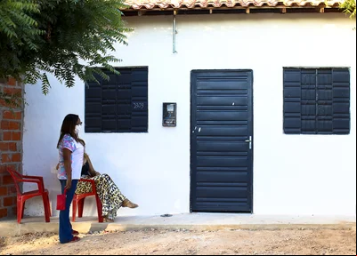 Entrega de duas casas