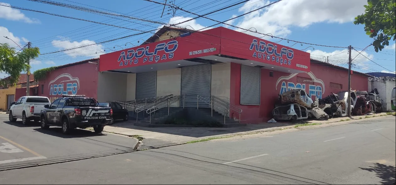 Loja foi interditada pela Polícia Civil