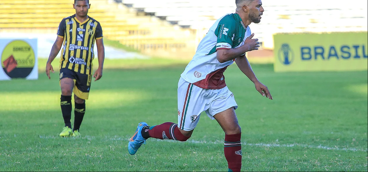 Janeudo marcou dois gols na vitória do Fluminense-PI