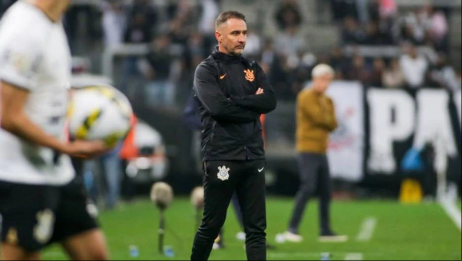 Vítor Pereira promete Corinthians ofensivo contra o Flamengo