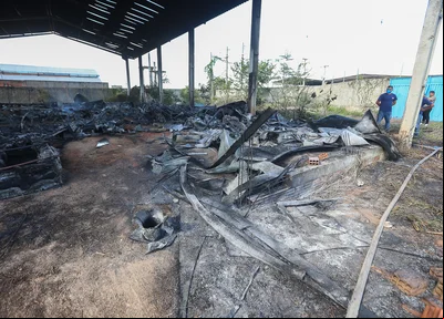 Local onde o incêndio atingiu e ficou destruído