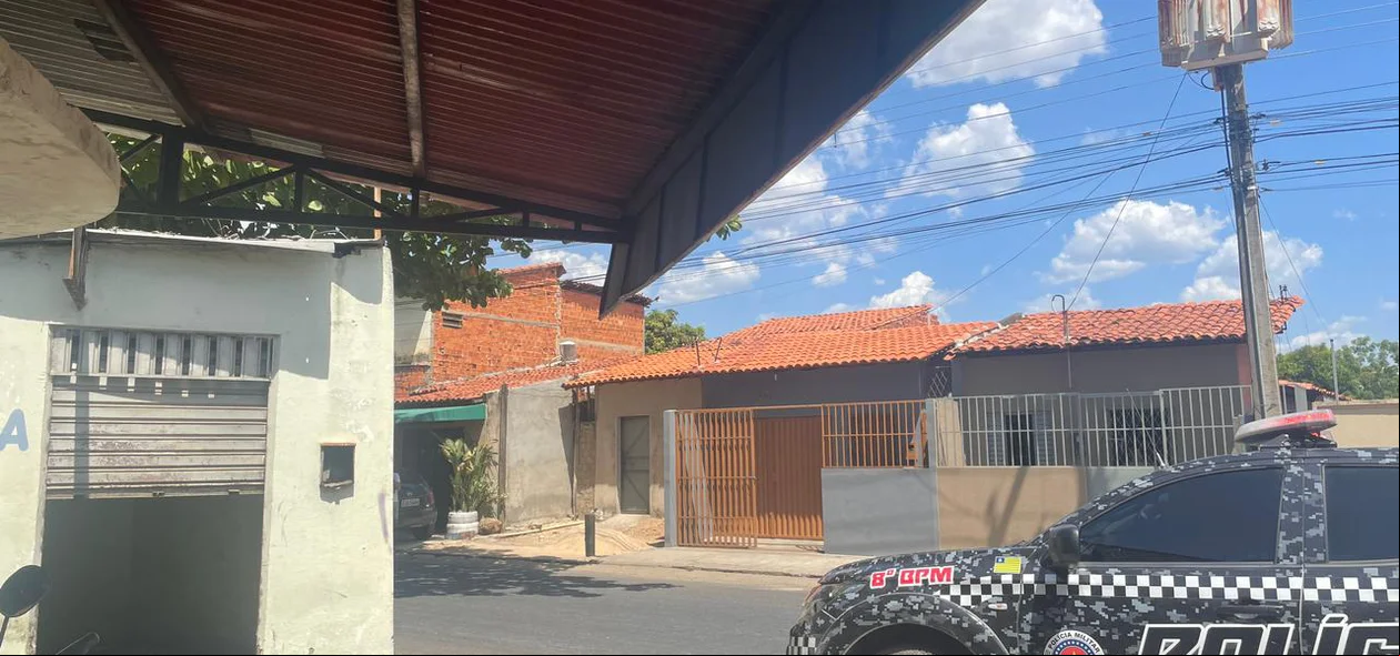 Borracharia abandonada onde o corpo foi encontrado
