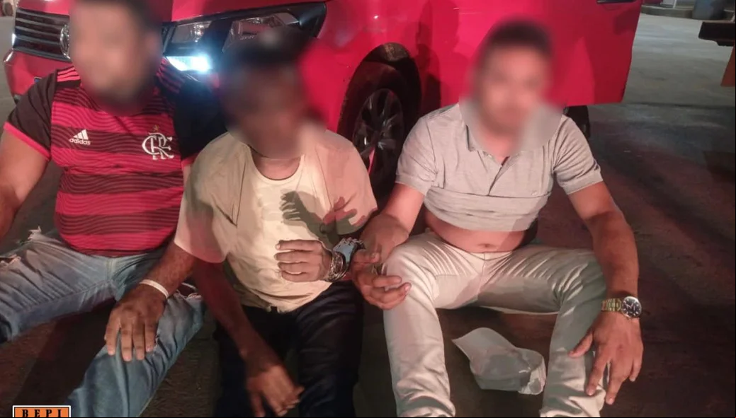 Prisão dos três bandidos em Codó, no Maranhão, que indicaram o depósito ilegal em Teresina