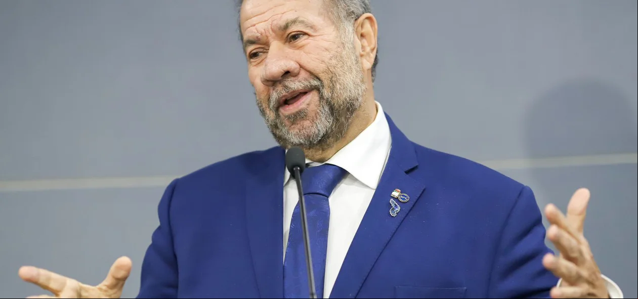 Carlos Lupi, ministro da Previdência Social