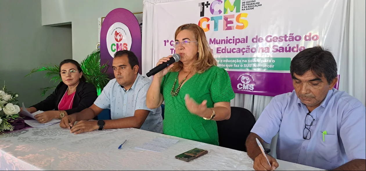 Conferência sobre Saúde em São João do Arraial