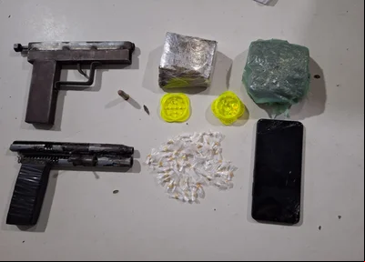 Polícia Militar apreende drogas e armas no bairro Buenos Aires em Teresina