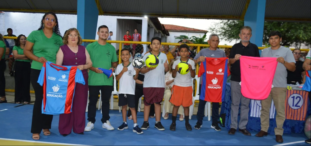 Prefeitura de Campo Maior inaugurou quadra poliesportiva na Escola Dr. Nonato Ibiapina