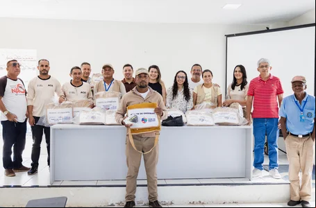 Agentes de endemias recebem kis de trabalho