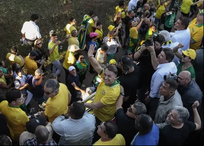 Bolsonaro durante ato em Brasília