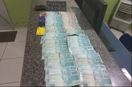 E.R.R., foi apreendido sob suspeita de furtar aproximadamente R$ 5 mil de um lava jato