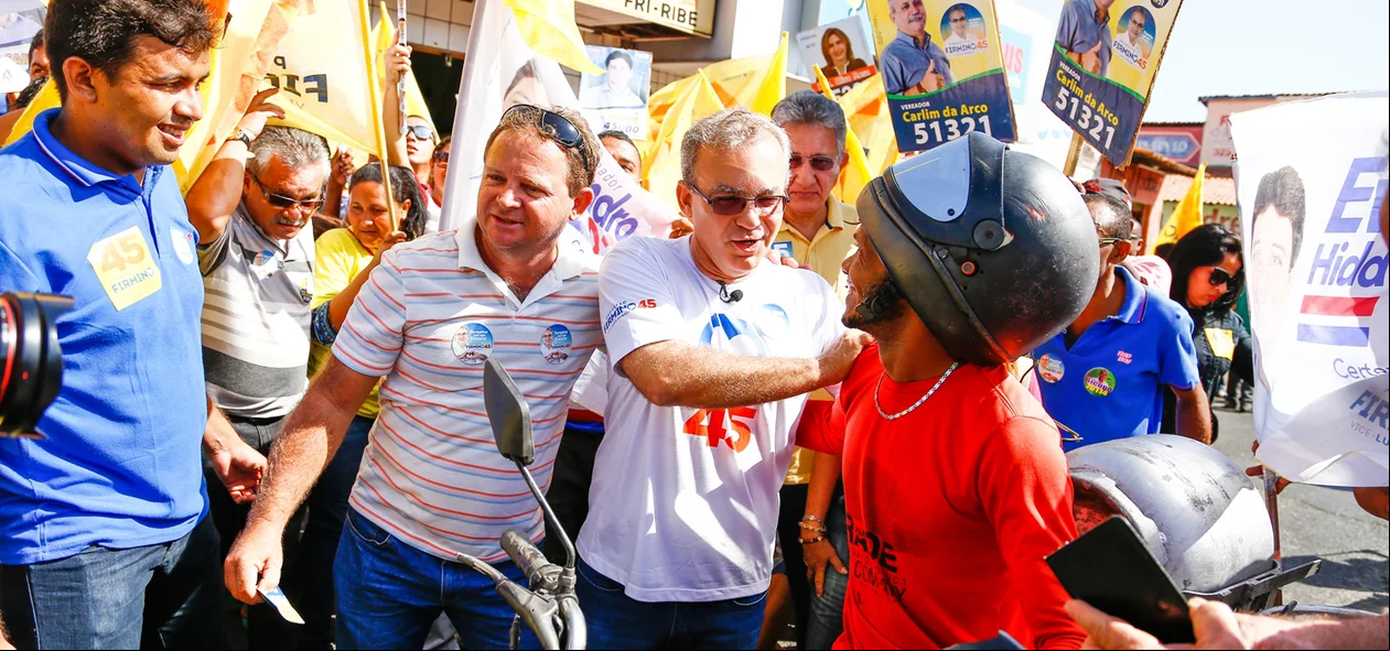 Firmino Filho cumprimenta trabalhadores 