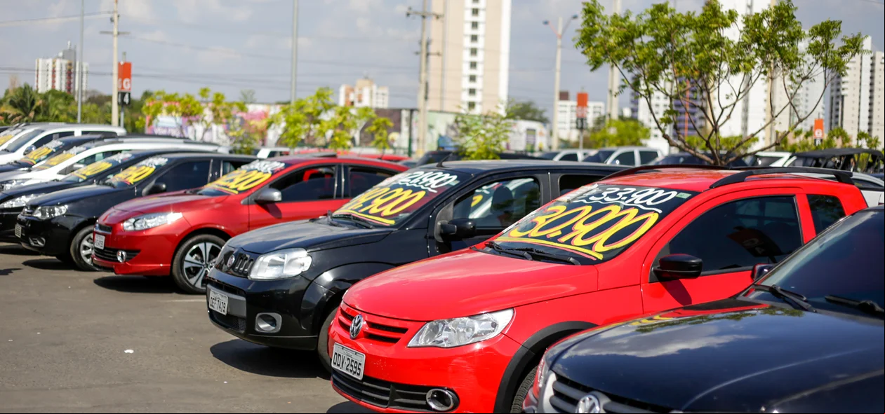 Carros à venda no feirão do servidor