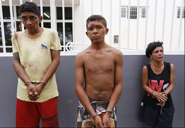 Grupo especializado em roubo de veículos é preso em Água Branca