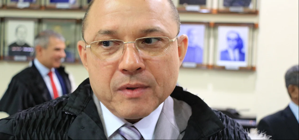 Juiz Paulo Roberto de Araújo Barros