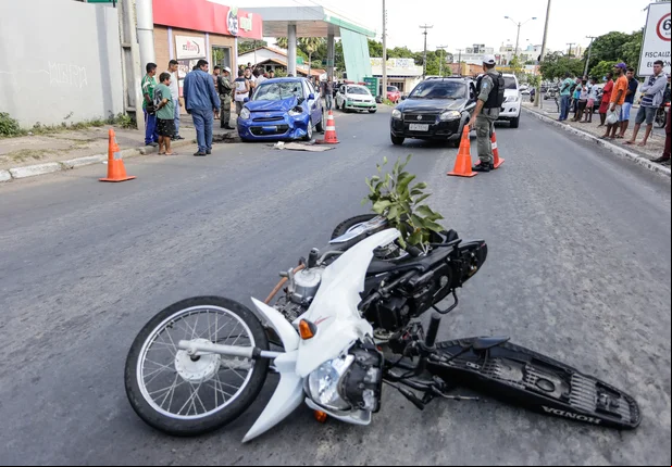 Acidente na Avenida Barão de Castelo Branco em Teresina 