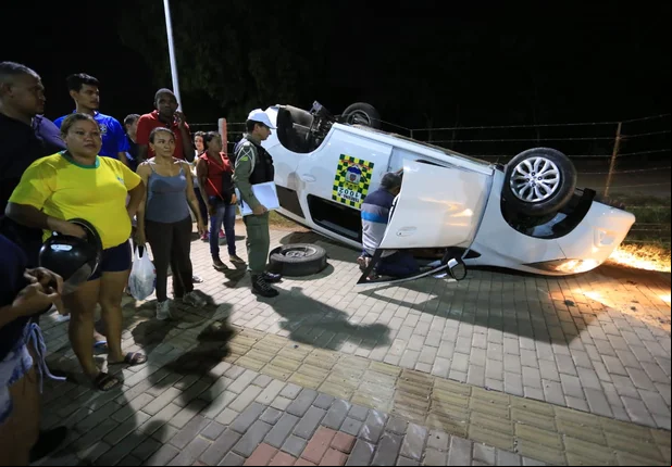 Acidente no prolongamento da Avenida Cajuína em Teresina