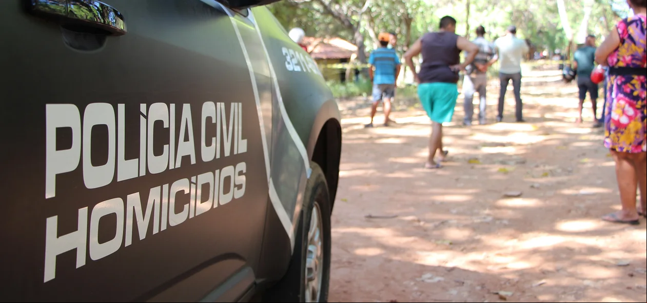 Viatura do Departamento de Homicídio e Proteção à Pessoa
