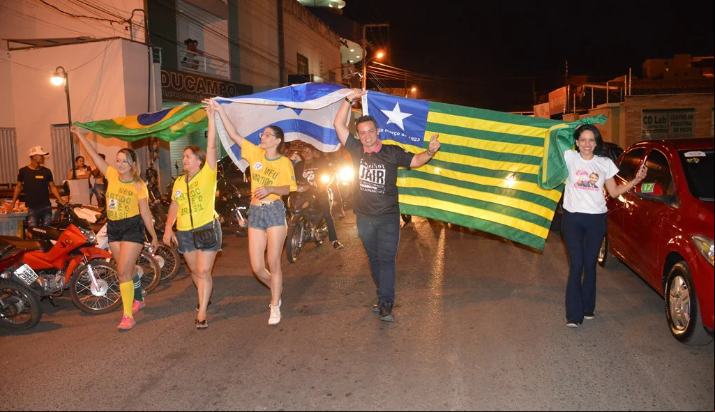 Final da manifestação foi em frente a Galeteria