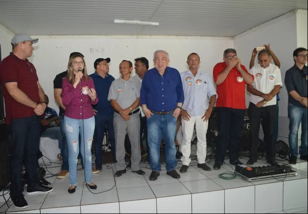 Aliados de Padre Walmir querem assumir PTB em Picos