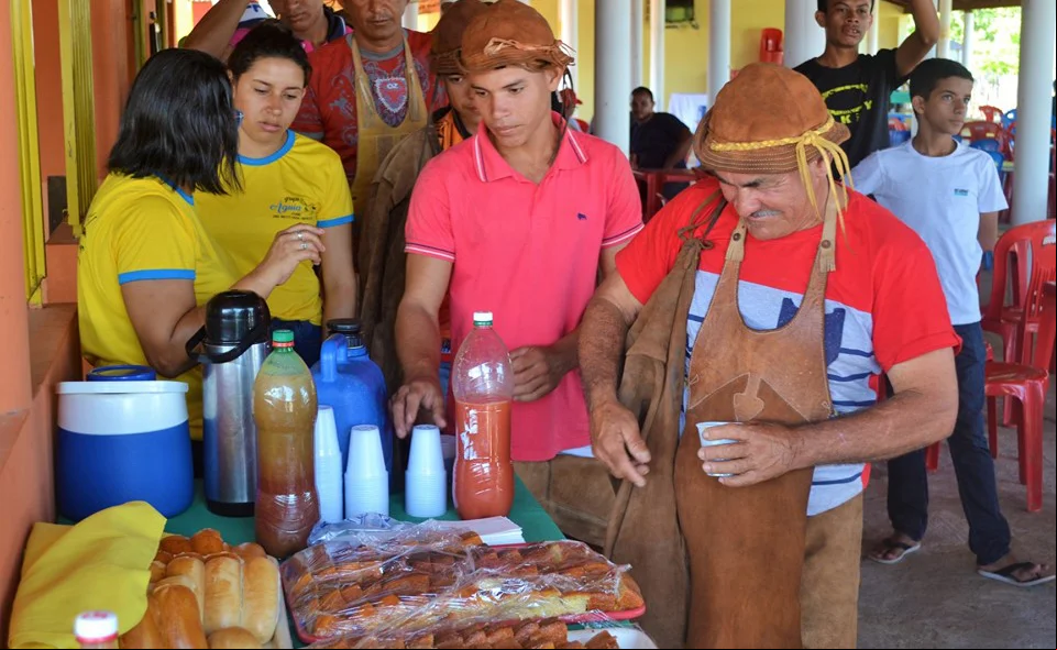 Vaqueiros tomando café 