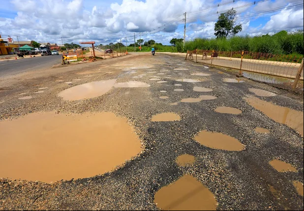 Motoristas reclamam de péssimas condições da BR 316 em Teresina