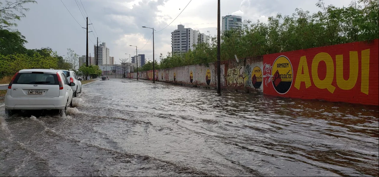 Avenida Cajuína
