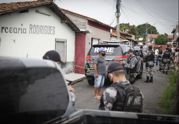 Perseguição policial no bairro Dirceu em Teresina