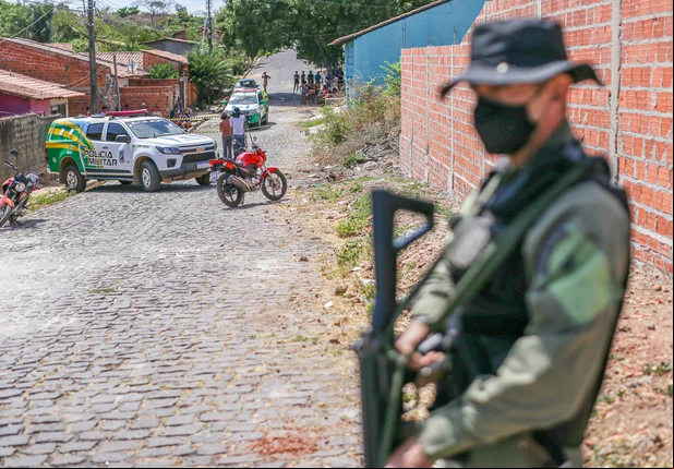 Jovem de 25 anos é executado com mais de 10 tiros no bairro Angelim I