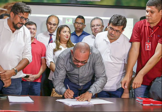 Filiação do prefeito Alemão ao Partido dos Trabalhadores