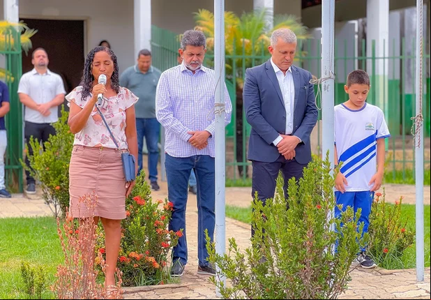Prefeitura de Curimatá realiza programação especial com escolas