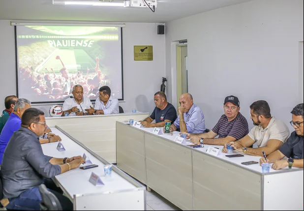 Reunião com representantes dos clubes que vão disputar Série A