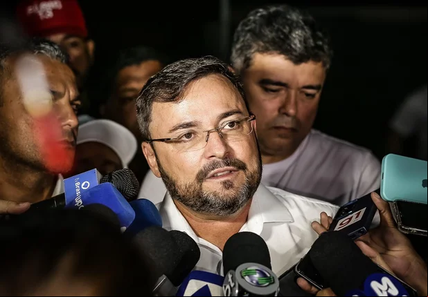 Deputado Fábio Novo reconhece derrota para Sílvio Mendes